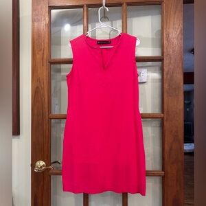 NEW YORK & COMPANY Women’s Shift Dress Sleeveless Hot Pink Split V Neck pockets